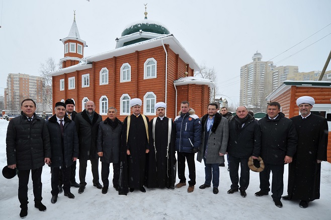 Самая северная мечеть на территории России открылась с участием Рустама Минниханова