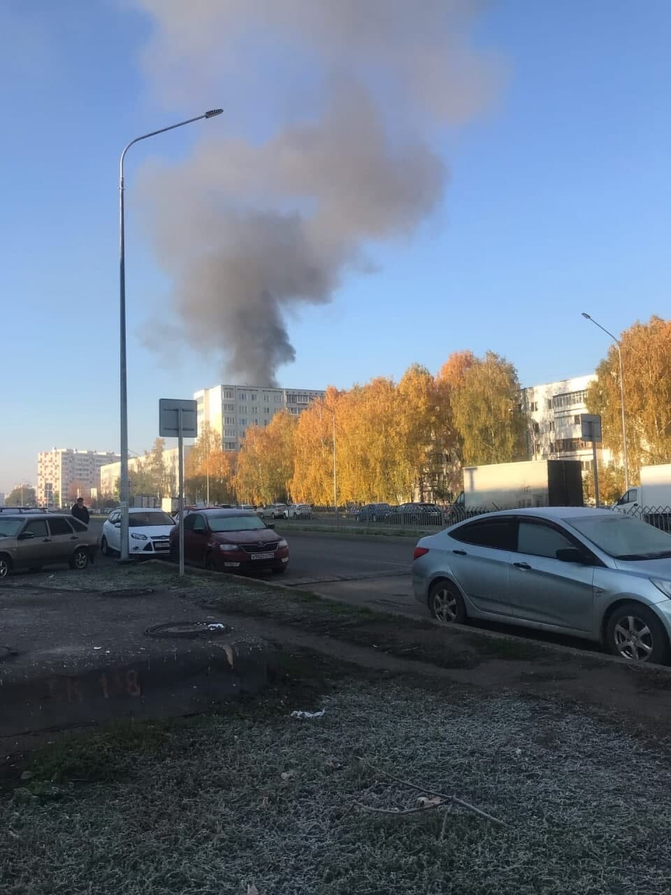 Рано утром возле одного из домов в Челнах сгорела иномарка | 08.10.2021 |  Казань - БезФормата