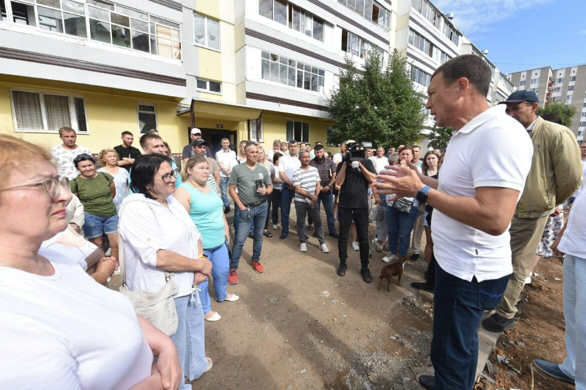 В Нижнекамске организован пункт временного размещения жильцов пострадавшей  пятиэтажки