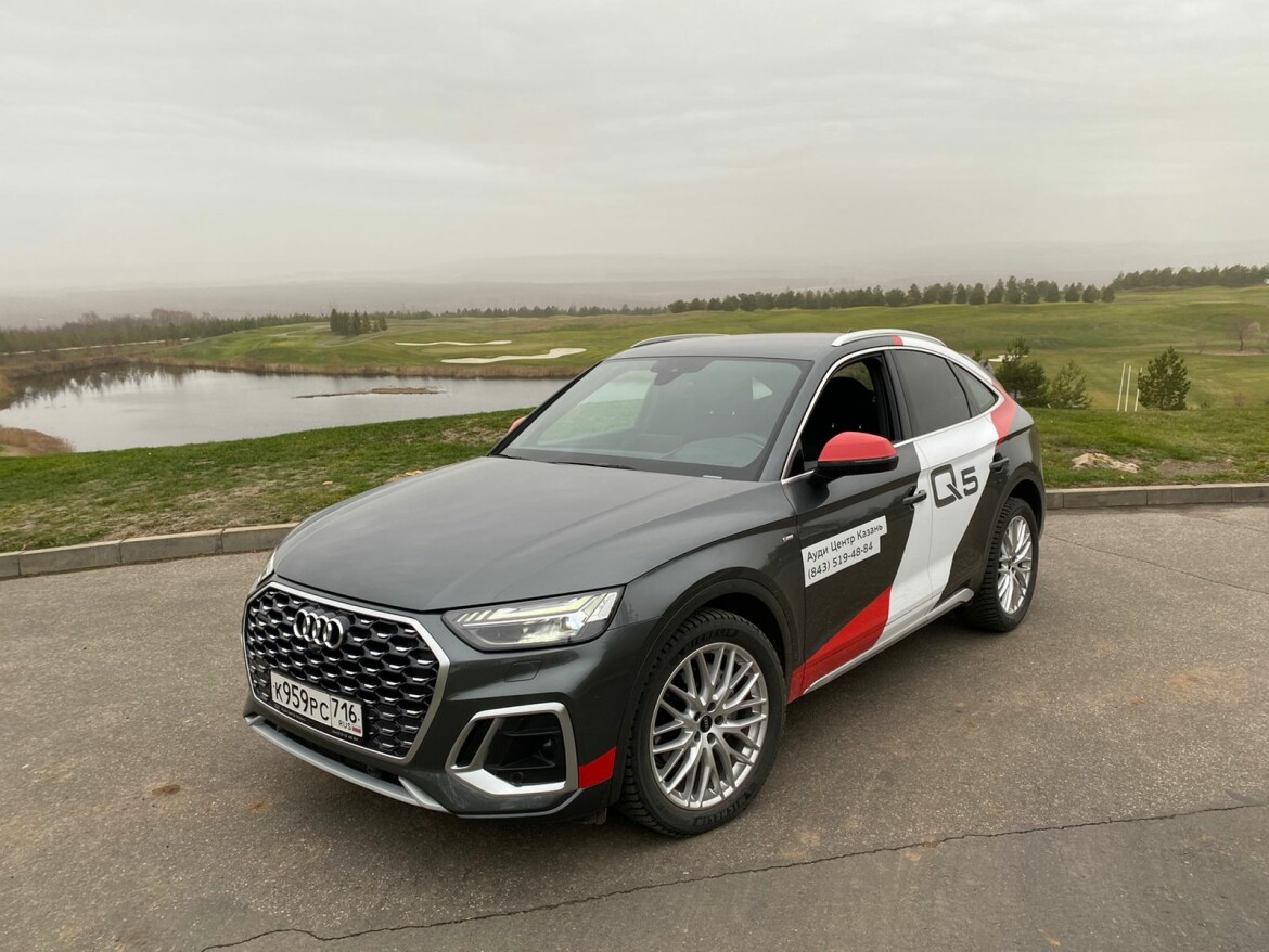 До Иннополиса и обратно: телеведущая Динара Вургафт тестирует Audi Q5  Sportback