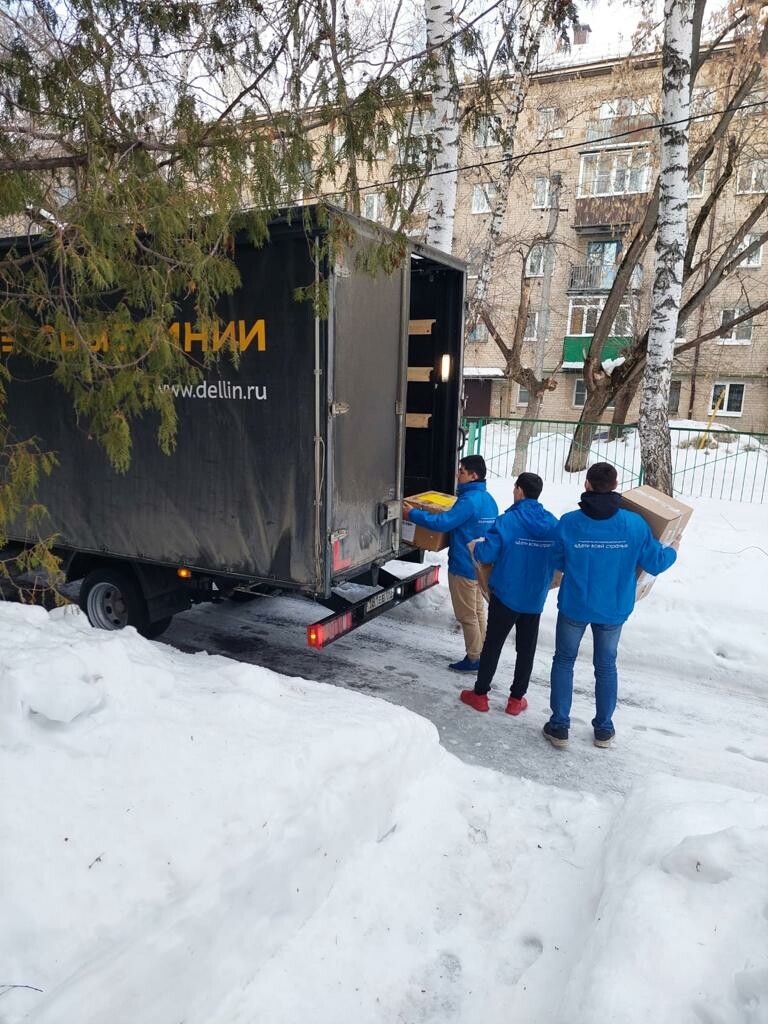 Приемные семьи и детдома Татарстана собрали гуманитарную помощь для детей  из Донбасса