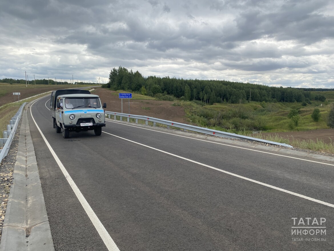 В Зеленодольском районе открылись два новых моста через реки Хрустальная и  Булатка | 01.08.2023 | Казань - БезФормата