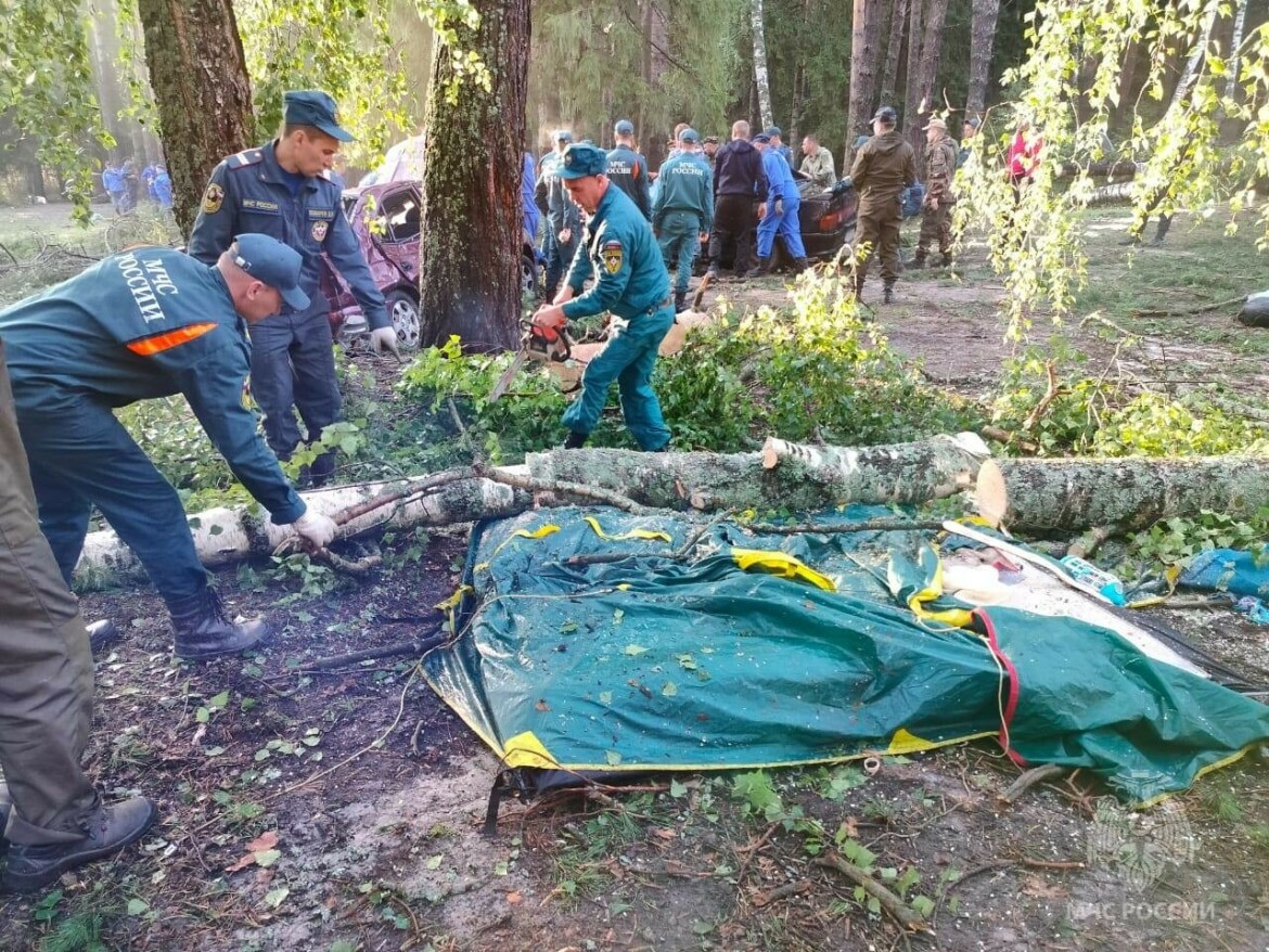 Медики посчитали сколько всего татарстанцев погибли и пострадали от урагана