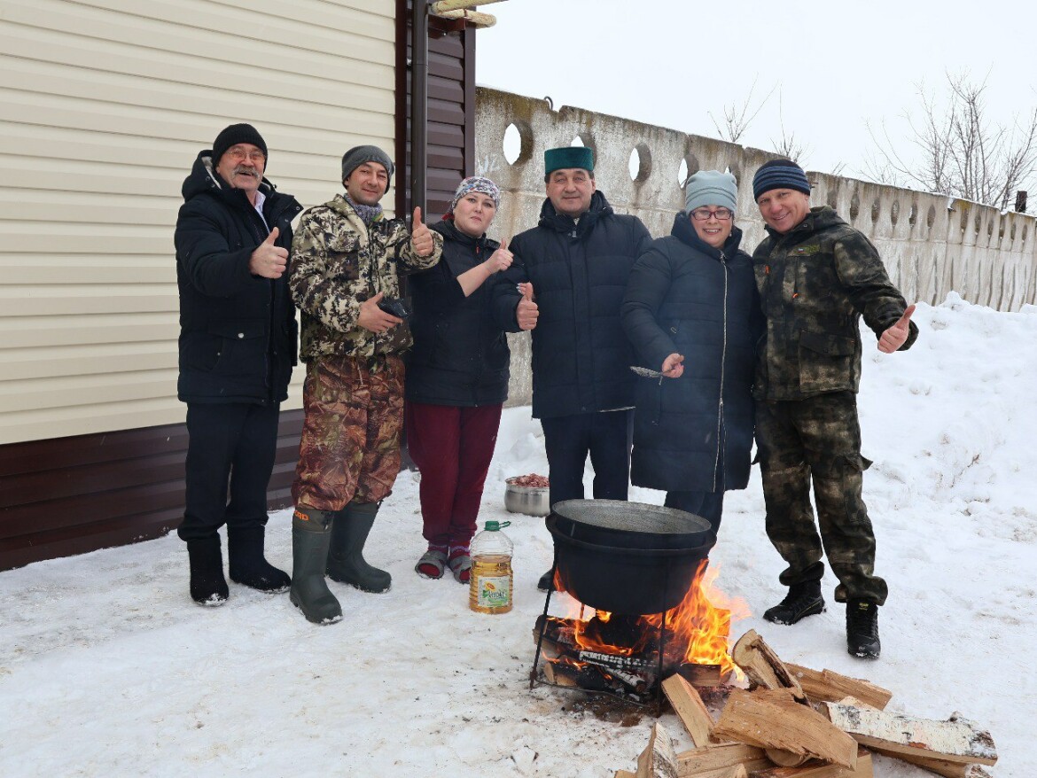 Бизнесвумен из Актанышского района вырастила 120 гусей и провела обряд «каз  өмәсе»