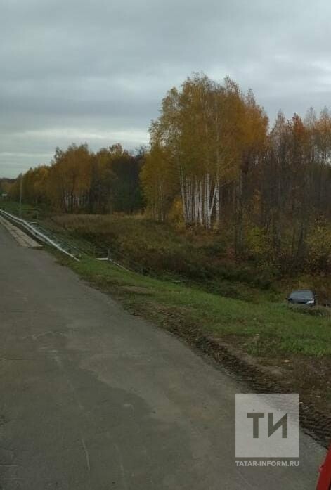 Легковушку из Башкирии обнаружили в кювете в Татарстане, водителя на месте не было