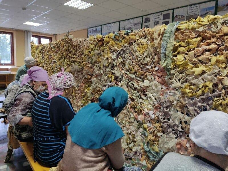 В Лаишевском районе организовали второй цех по плетению маскировочных сетей