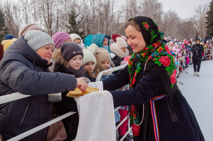 На площади у Дома народного творчества Нижнекамска отпразднуют Широкую Масленицу