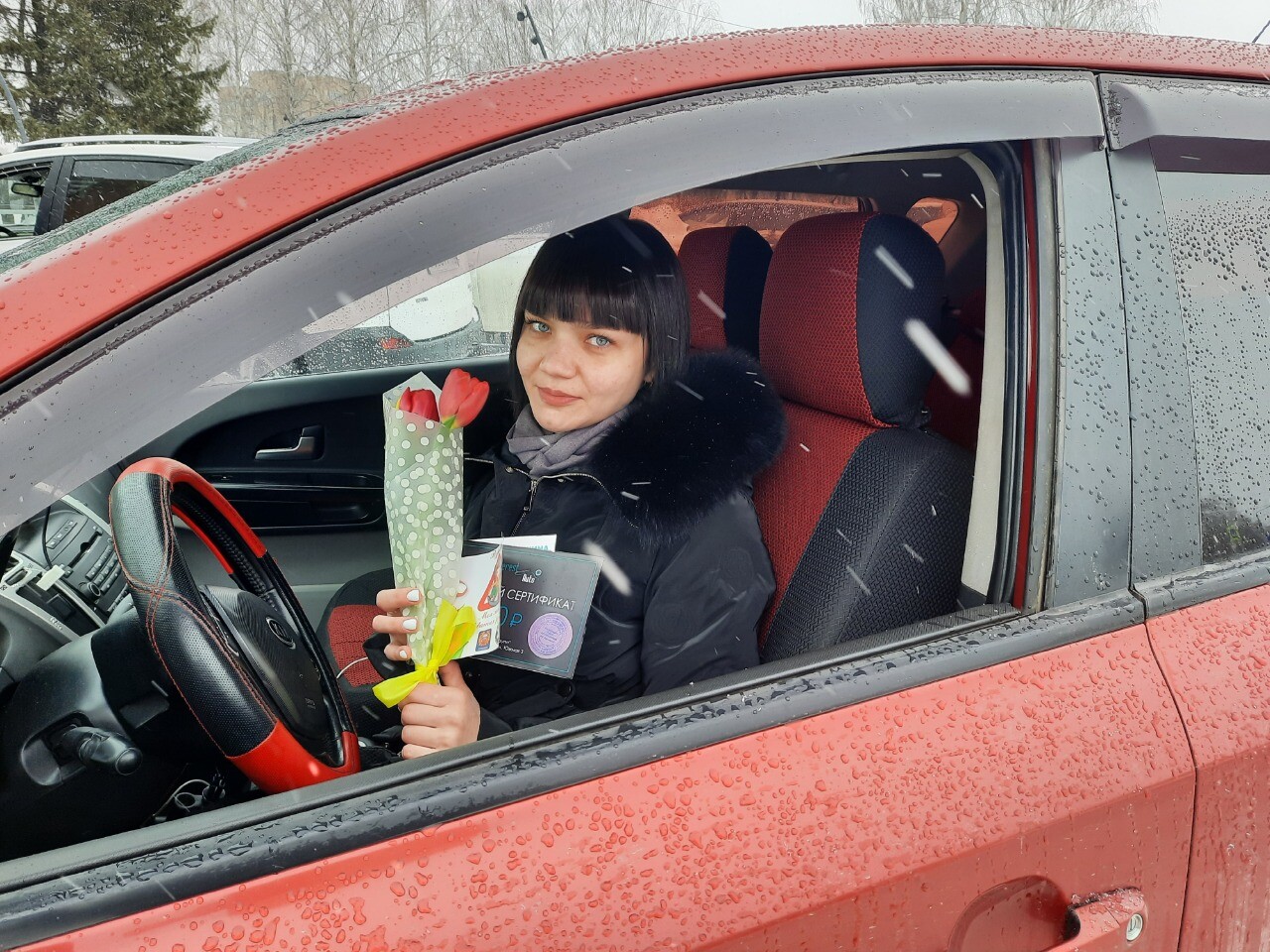 Автоинспекторы Татарстана поздравили женщин-водителей с Международным  женским днем