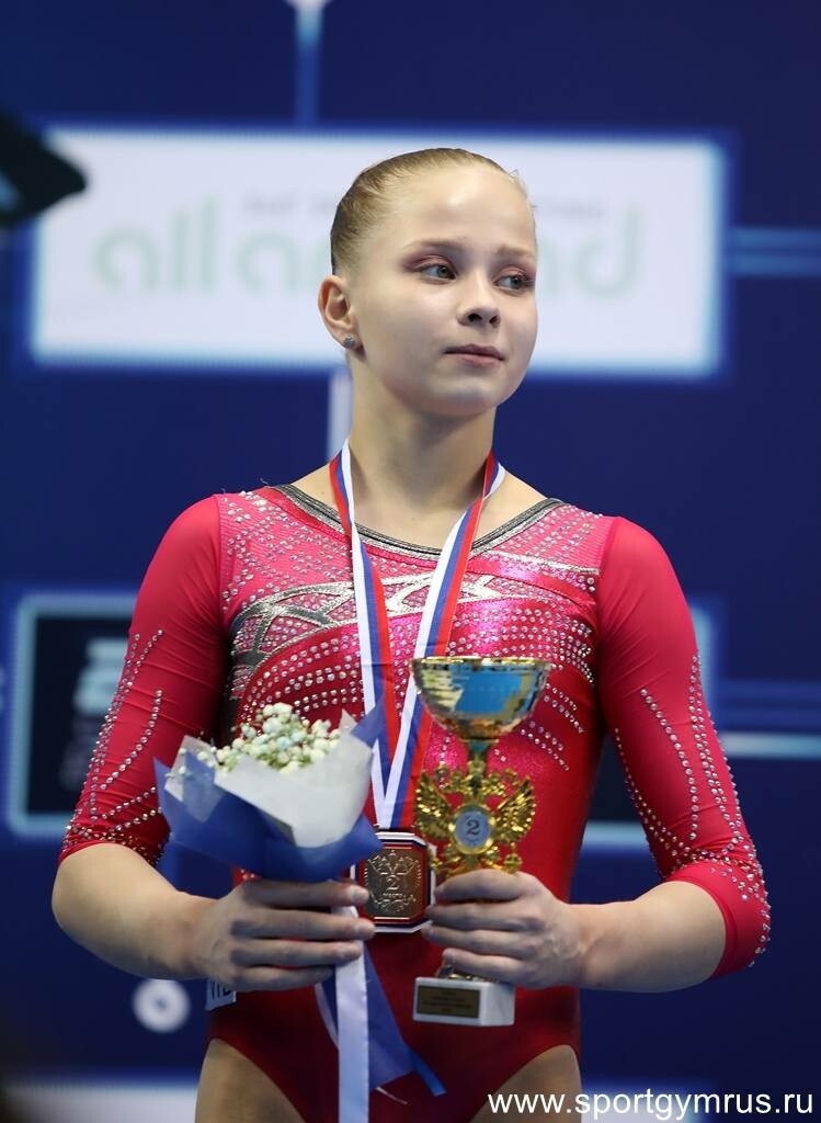 Мария Минаева из Татарстана завоевала «серебро» в чемпионате РФ по спортивной гимнастике
