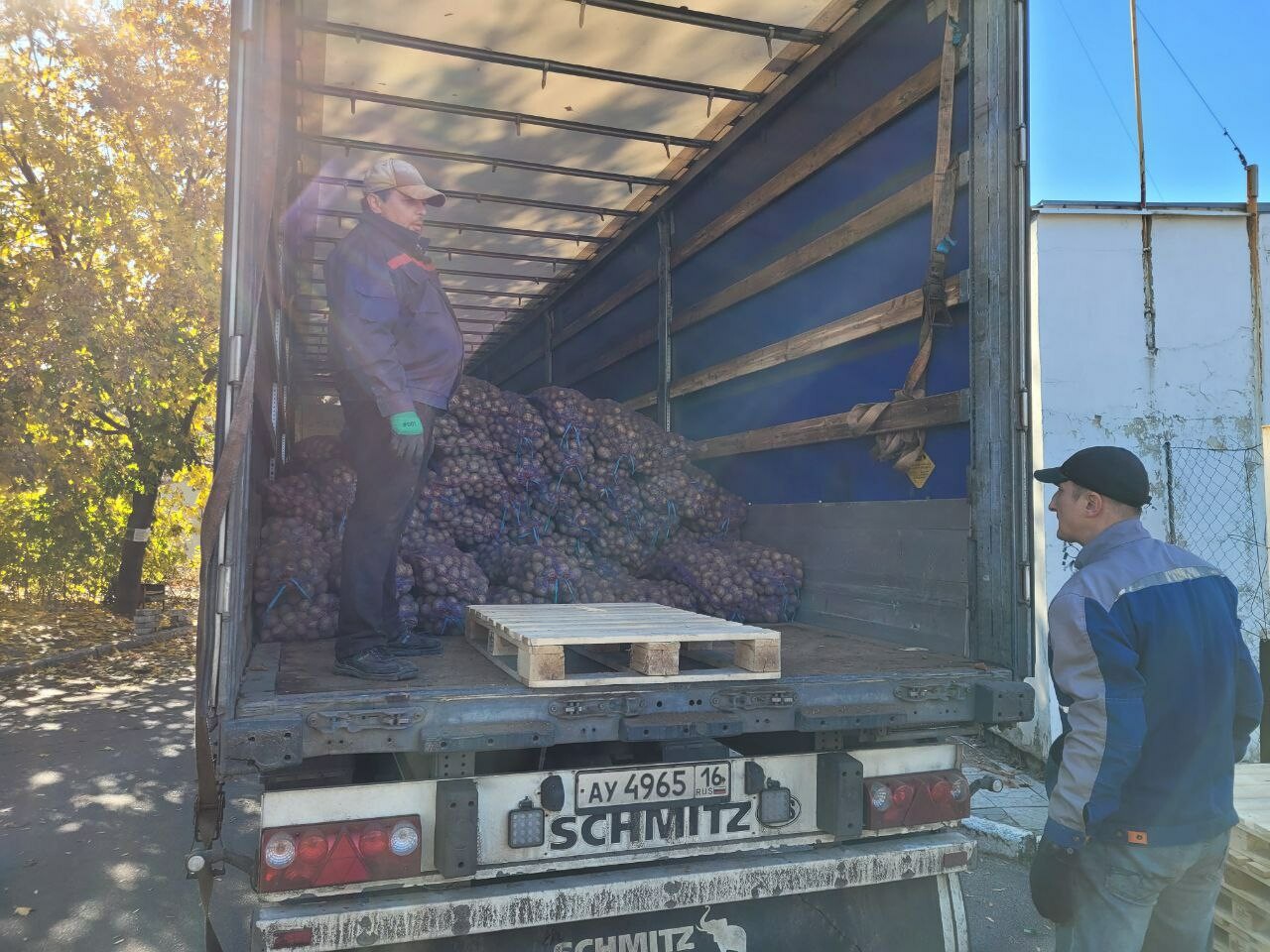 Из Татарстана в Лисичанск и Рубежное прибыло более 100 тонн гуманитарного груза