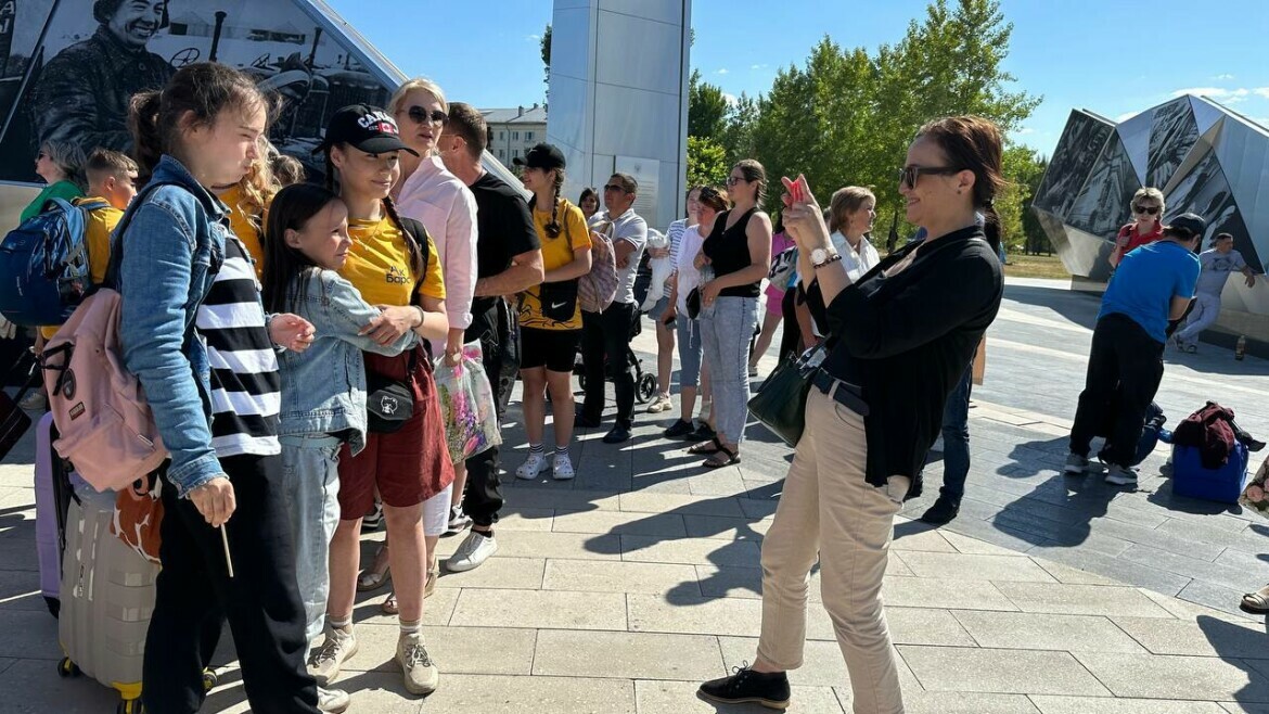 Более 100 детей из Татарстана отправились в Крым на вторую смену в центре «Сәләт»