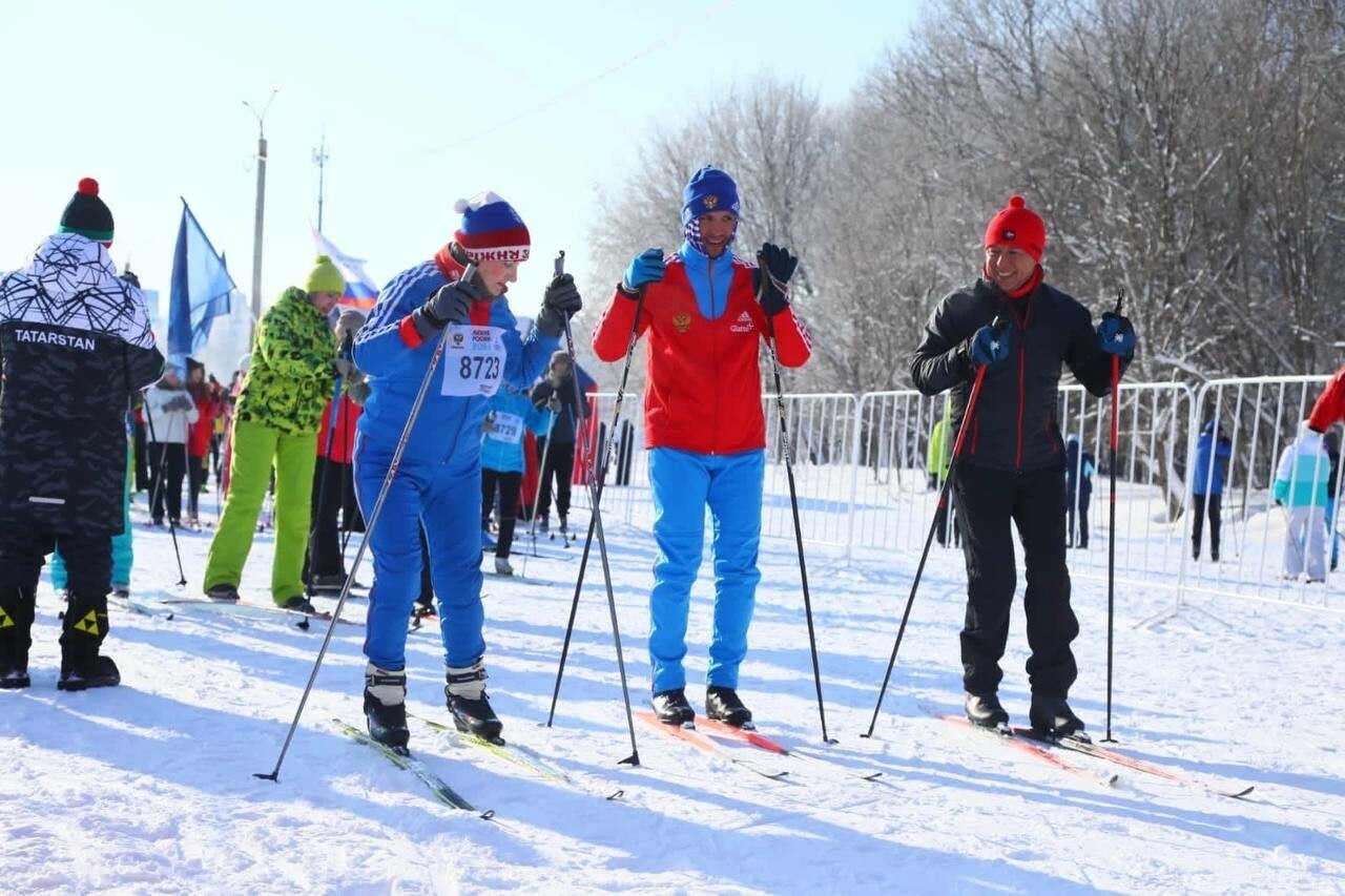 Около 3 тыс. нижнекамцев стали участниками массовой гонки «Лыжня России»