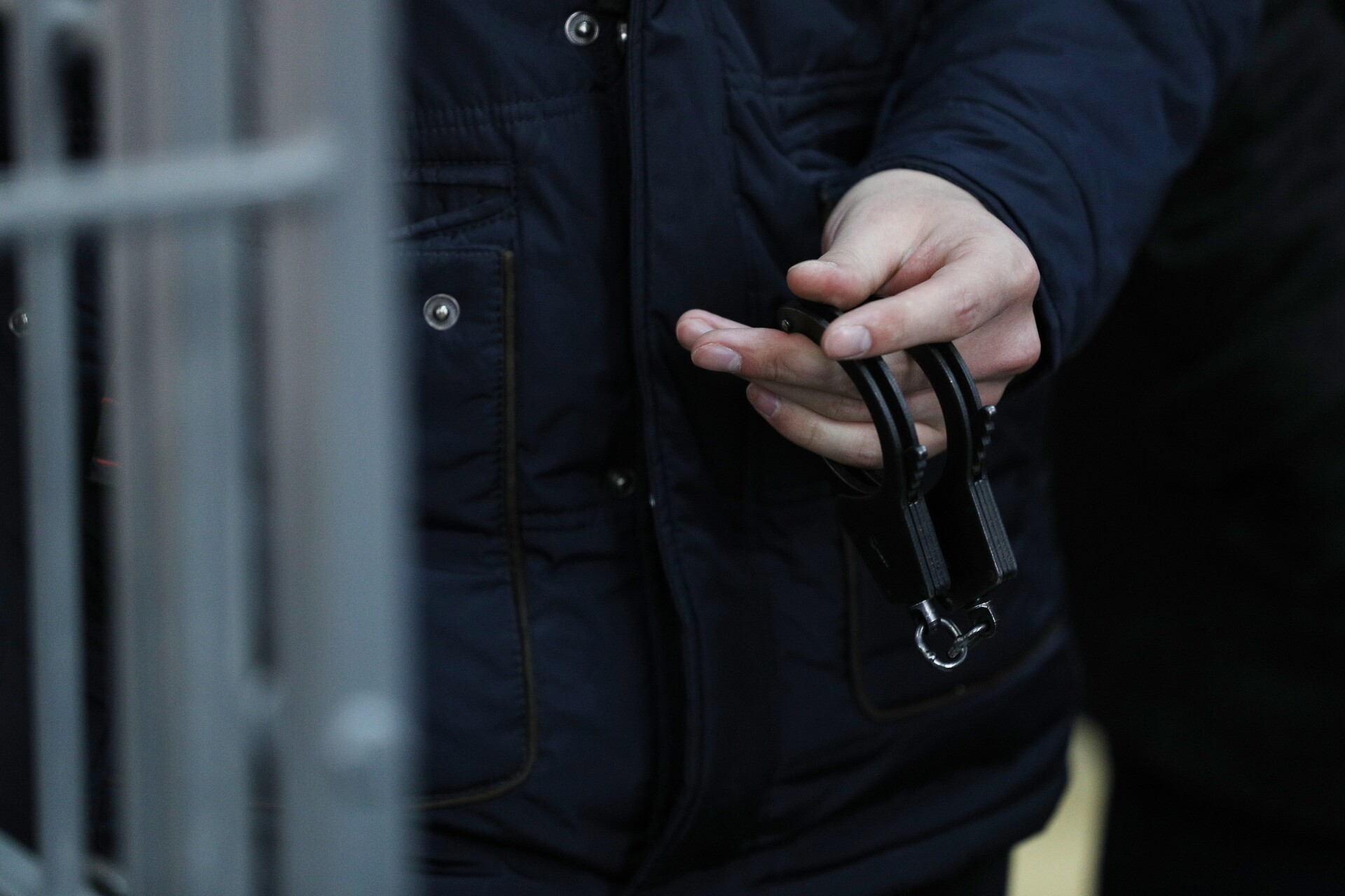 Суд арестовал мужчину, который жестоко избил сына в Казани