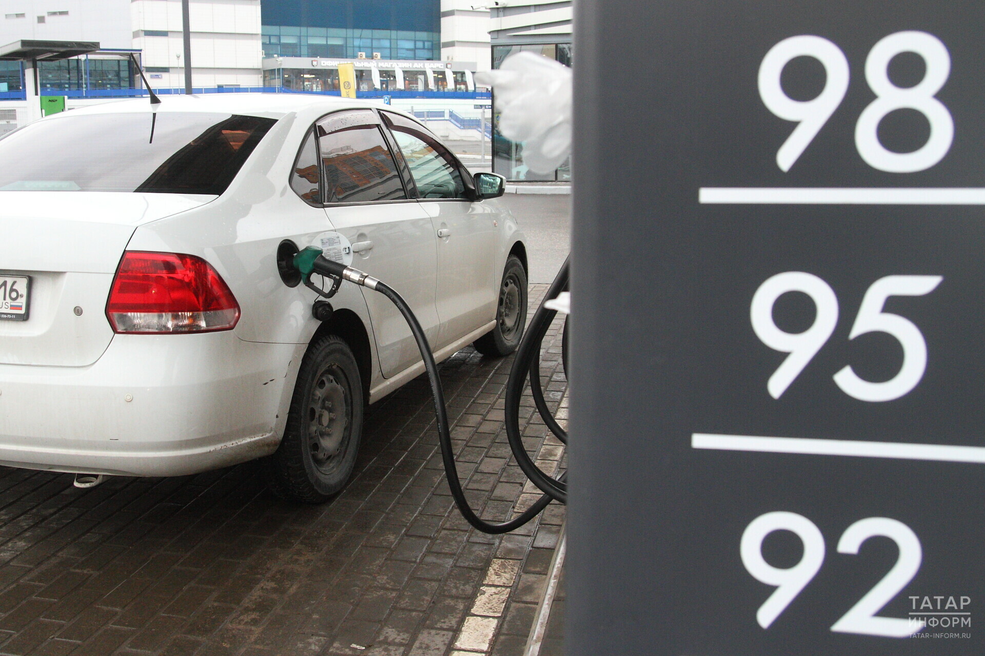 В Татарстане подорожали две марки бензина и дизельное топливо