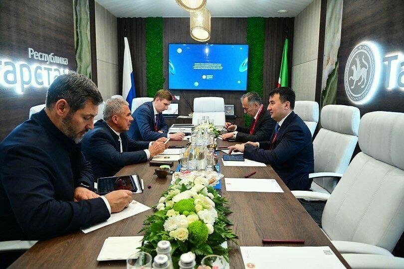 Минниханов и Ходжаев обсудили реализуемые РТ и Узбекистаном проекты