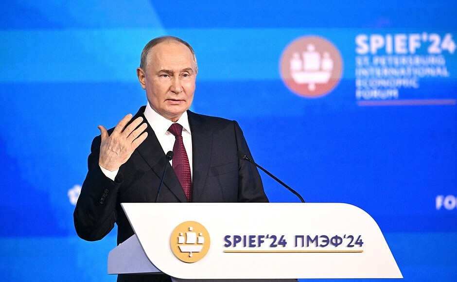 Рост пенсий, рывок экономики России и закат Запада: главное от Путина на «пленарке» ПМЭФ