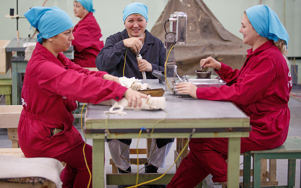 «Пришла и не пожалела»: Казанский пороховой завод ищет работников на высокую зарплату