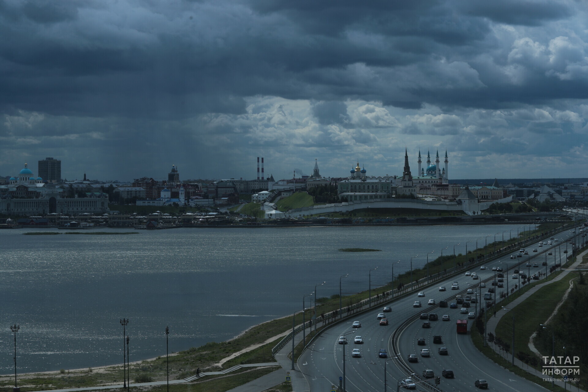 Грозы, град и штормовой ветер надвигаются на Татарстан