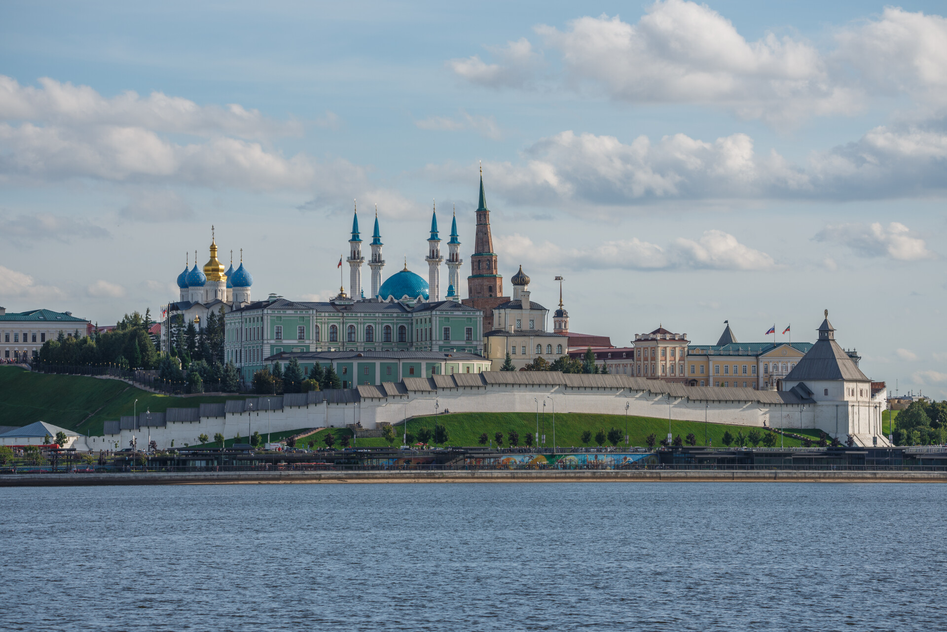 Татарстан вошел в топ регионов-лидеров по объему закупок у МСБ