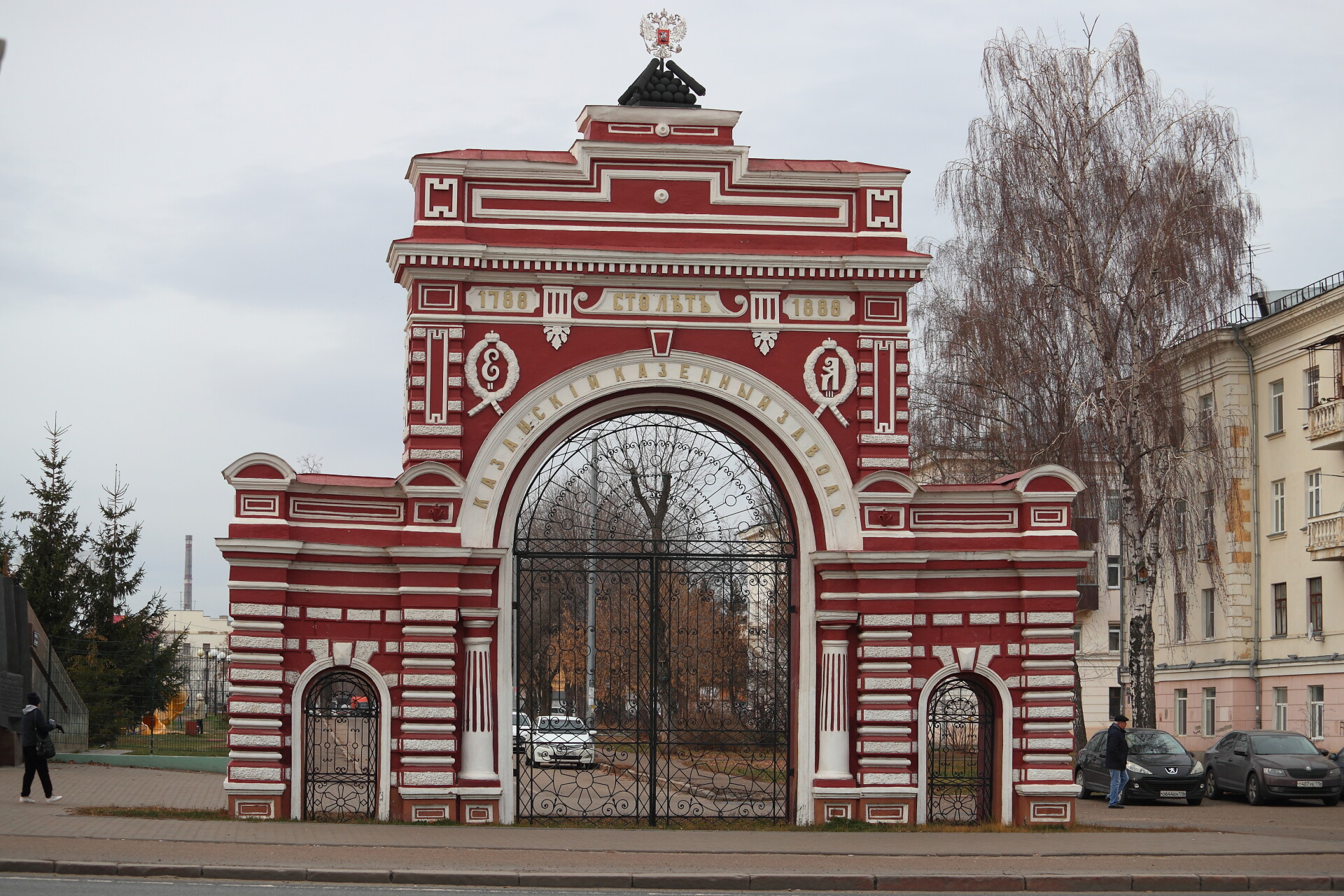 В Казани за 13 млн рублей отреставрируют арку «Красные ворота»