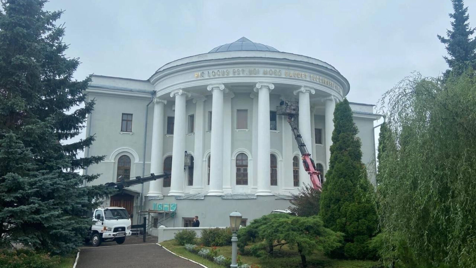В Казани завершается обновление фасадов анатомического театра к саммиту БРИКС