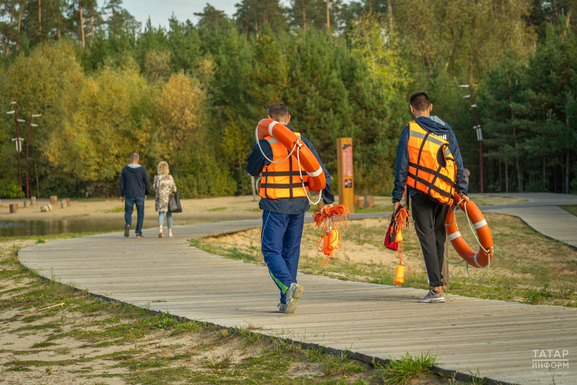 В озере Малое Лебяжье в Казани ищут тело утонувшего мужчины