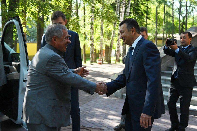 Минниханов встретился с премьер-министром Таждикистана в Екатеринбурге