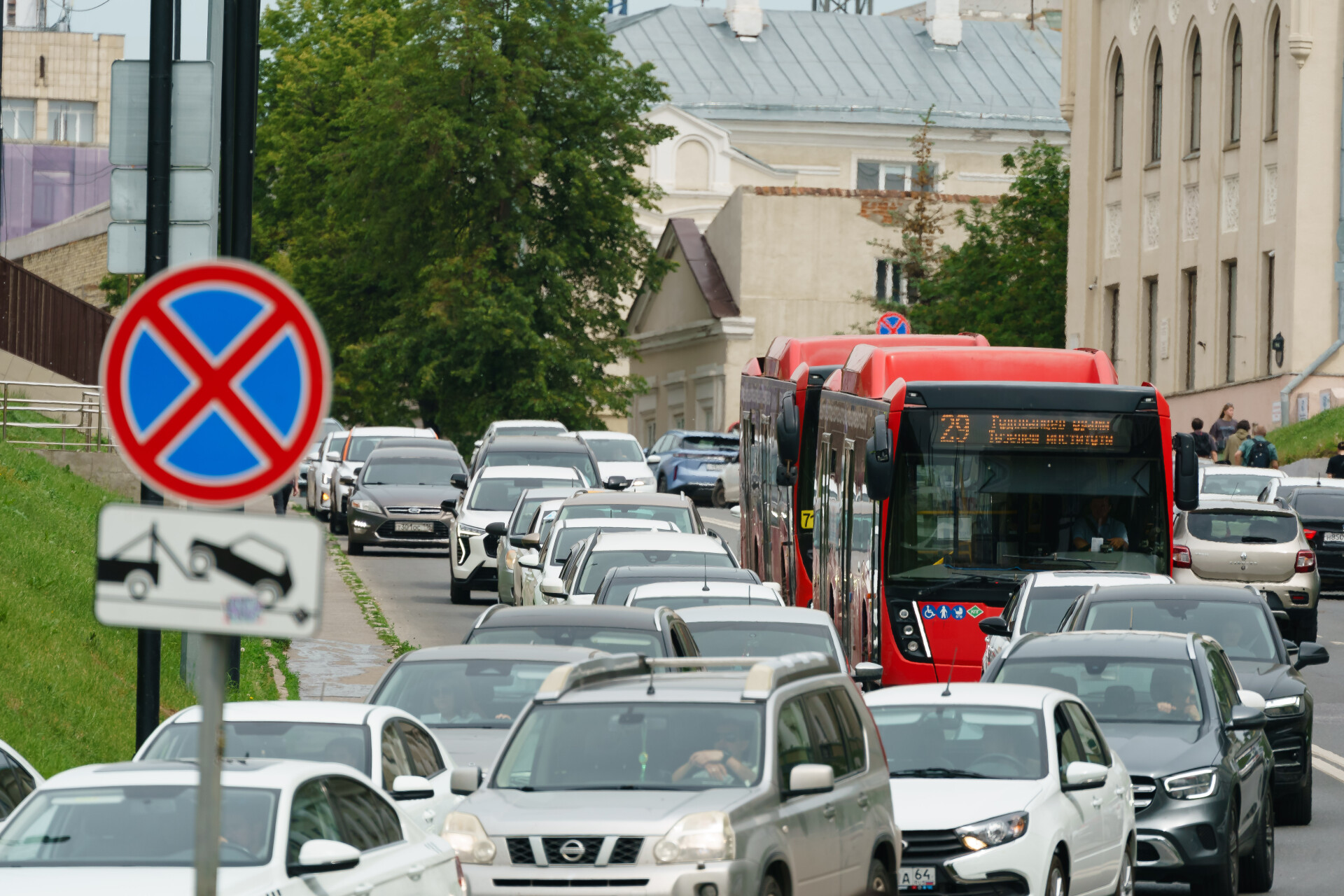 Глава Минтранса РТ предложил заменить общественный транспорт на такси на ряде маршрутов