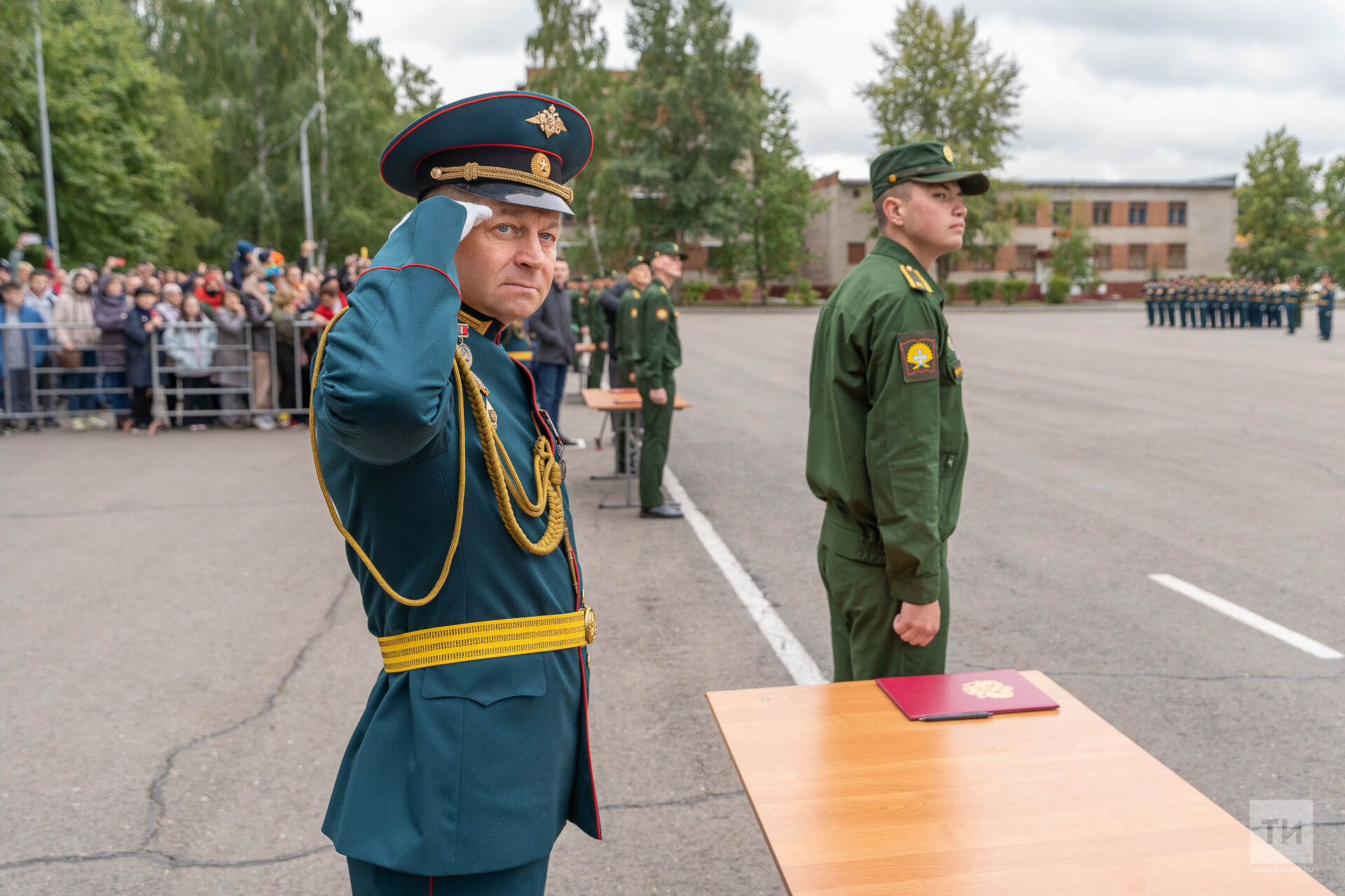 Первокурсники Казанского танкового училища приняли присягу