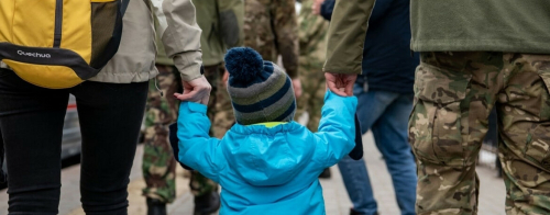 «Обсудили вопрос с Минобороны. Ответ однозначный»: когда многодетных отцов вернут в семьи