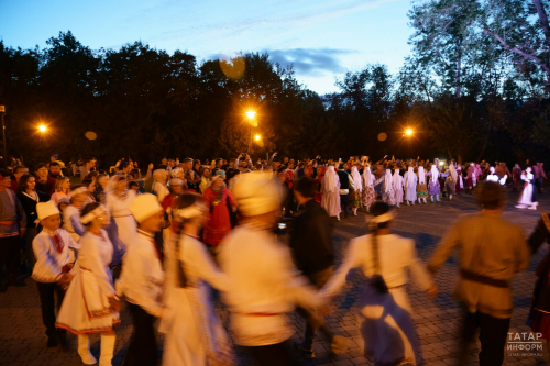 Жителей Казани в рамках Года семьи познакомят со свадебными обычаями народов РТ