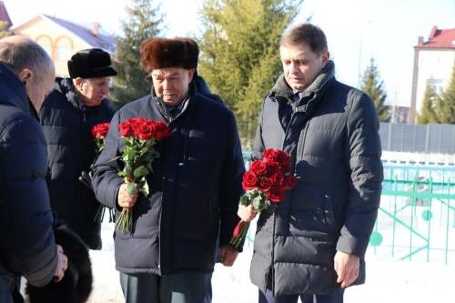 Был настоящим тружеником: в Нурлате почтили память легендарного главы Габбаса Гиматдинова