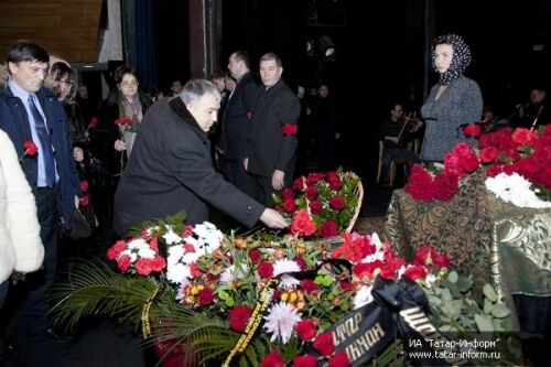 Гражданская панихида в Камаловском театре