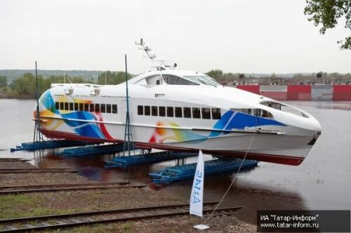 Скоростной пассажирский теплоход спущен на воду в Зеленодольске