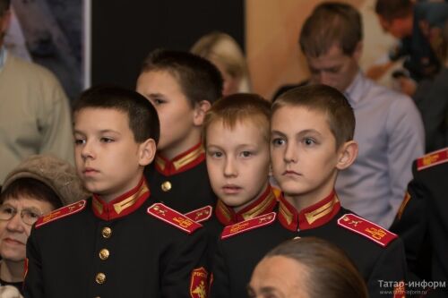 Выставка художницы Дины Маккинс "Война глазами детей"