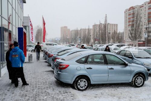 Вручение автомобилей лицам пострадавшим на производстве