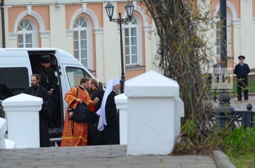 В Благовещенском соборе чествовали митрополита Казанского и Татарстанского Феофана