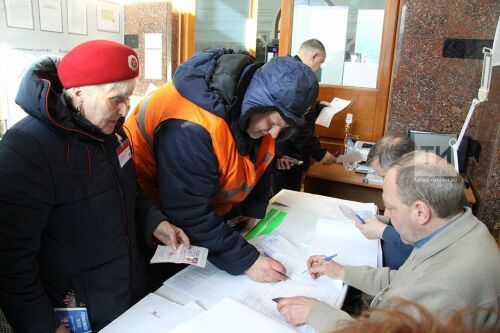 Голосование на железнодорожном вокзале