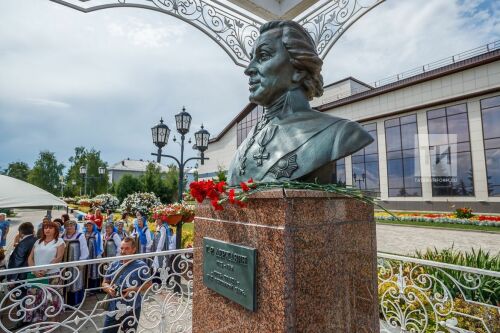 Награждение писателей и юристов Татарстана государственной премией имени Гавриила Державина, Лаишево