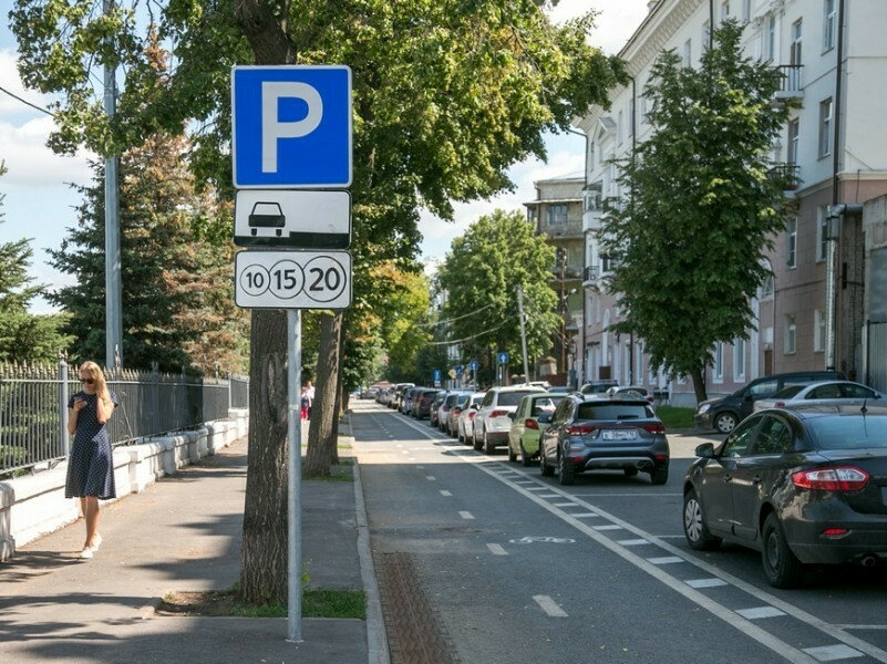 В майские праздники муниципальные парковки в Казани будут работать бесплатно