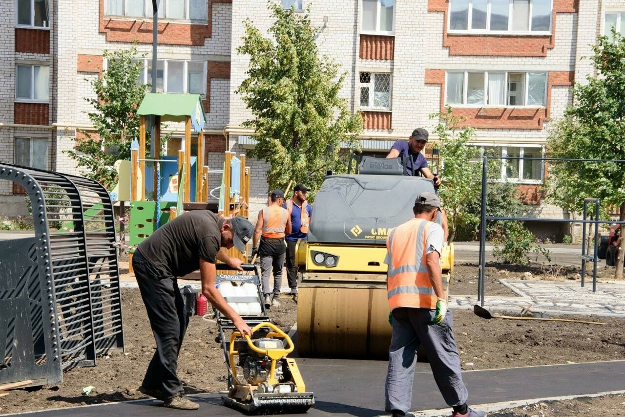 В Бугульме по проекту «Наш двор» благоустроят 25 территорий за 375 млн  рублей