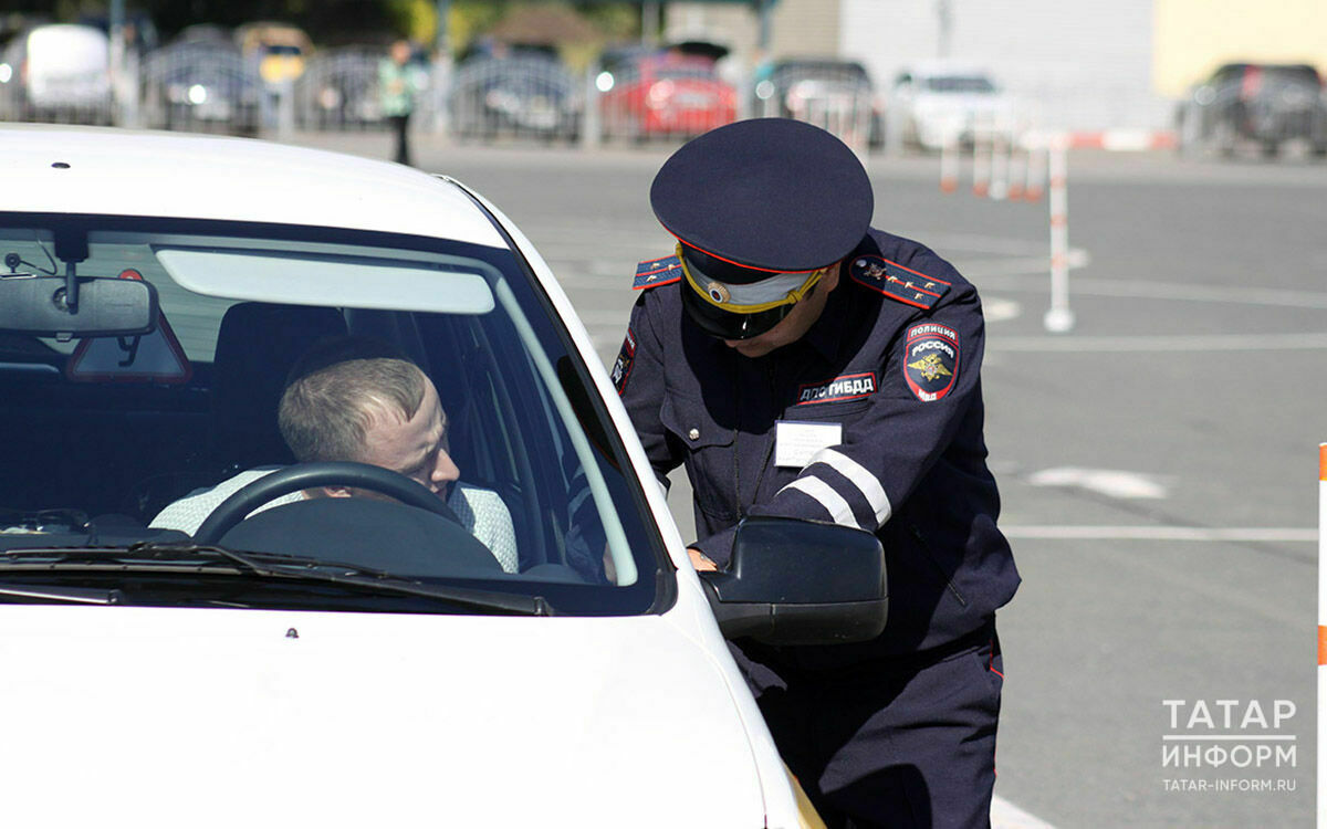 «Татарстанда 400дән артык автомобиль йөртүченең йөздән артыграк түләнмәгән штрафы бар»