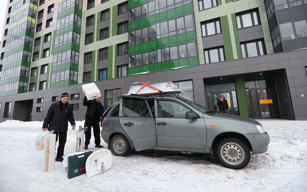 «Бер фатир аласың, җидегә кебек түлисең»: Казанда ипотека өчен күпме түләргә туры килә