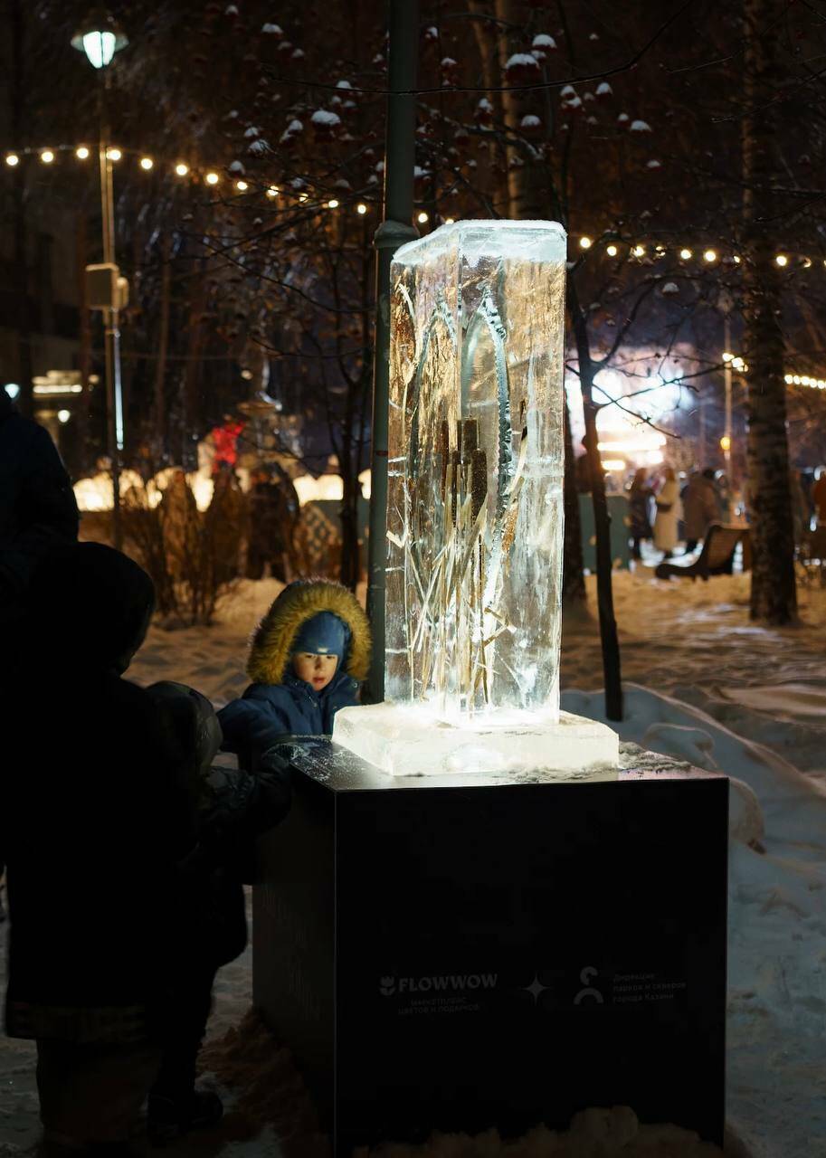 Выставка ледяных арт-объектов по сказкам открылась в Лядском саду Казани