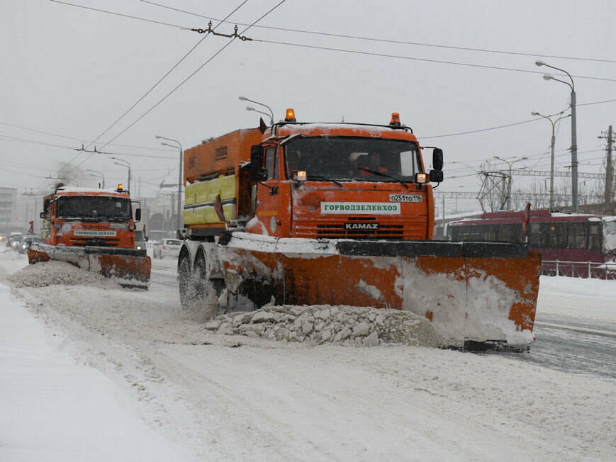 С улиц Казани за ночь вывезли 2,6 тыс. тонн снега