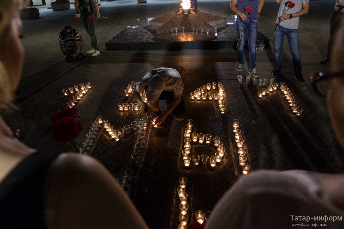 Фото акции свеча памяти в окне