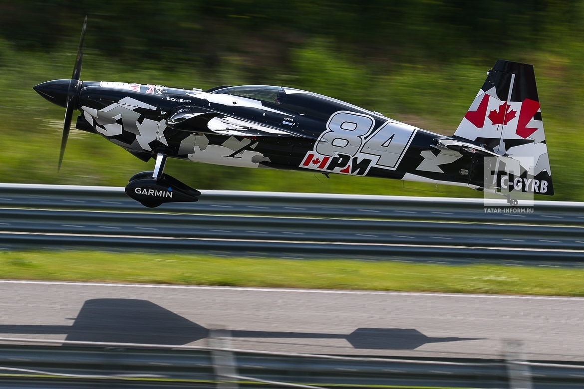 Red bull air racing