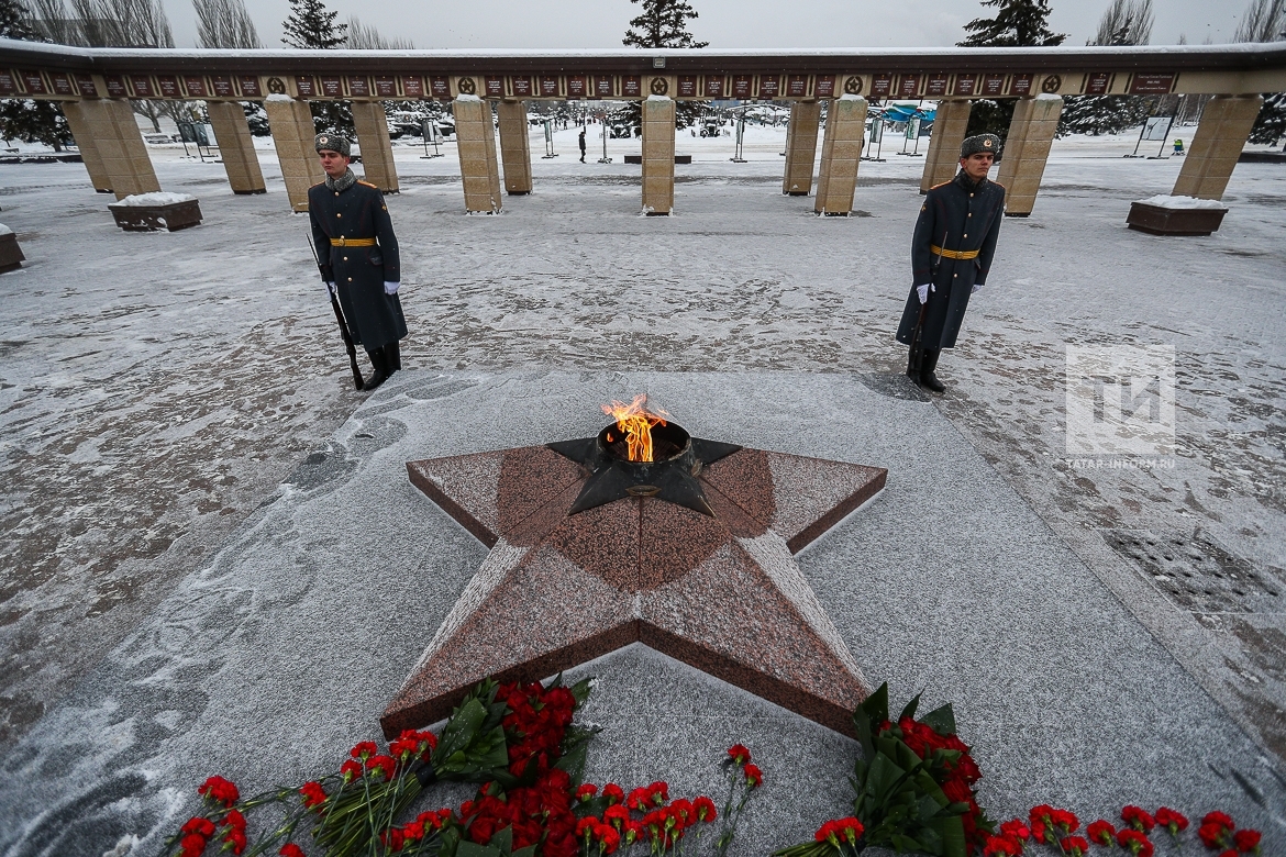 Каменск уральский героев отечества. Героев Отечества 3 Владикавказ. Каменск Уральский героев Отечества двор.